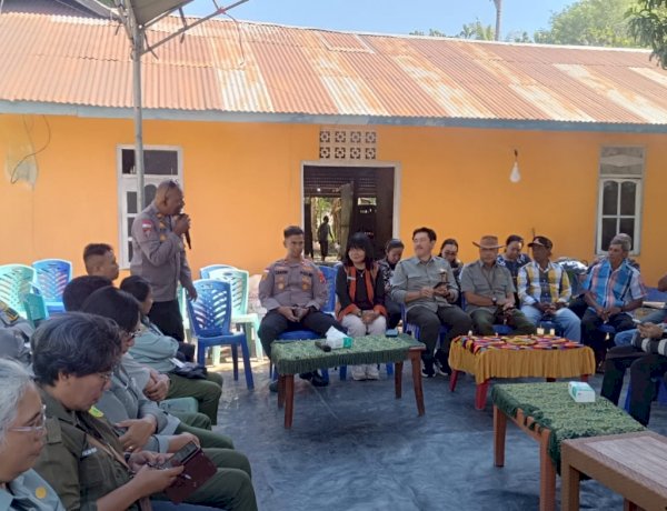 Kapolsek Kupang Timur dan Instansi Terkait Gelar Sosialisasi Bahaya Miras dan Narkoba di Kantor Camat Kutim