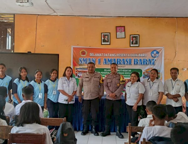 Bhabinkamtibmas Polsek Amarasi  Tanamkan Kesadaran Hukum kepada Siswa SMAN 1 Amarasi Barat Melalui MPLS