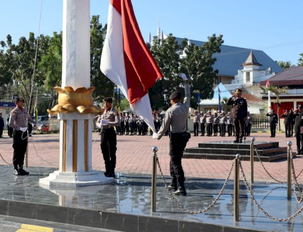 Pimpin Upacara HUT ke-81 RI, Wakapolres Kupang: Persatuan Diuji Saat Saudara Kita Mengalami Kesulitan