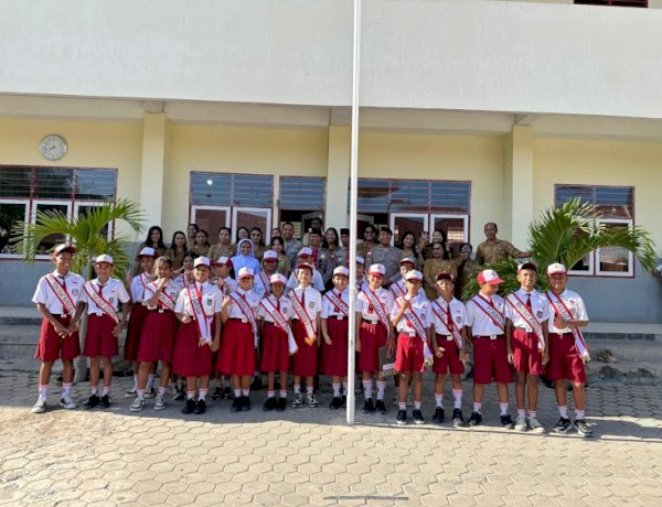Sinergi Kepolisian dan Pendidikan, Ditpamobvit Polda NTT Beri Penyuluhan Karakter dan Keamanan di SDK Sta. Maria Assumpta Kupang
