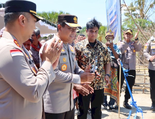 Kapolres Kupang Dampingi Kapolda NTT Resmikan Sumur Bor, Puaskan Dahaga Warga Benu