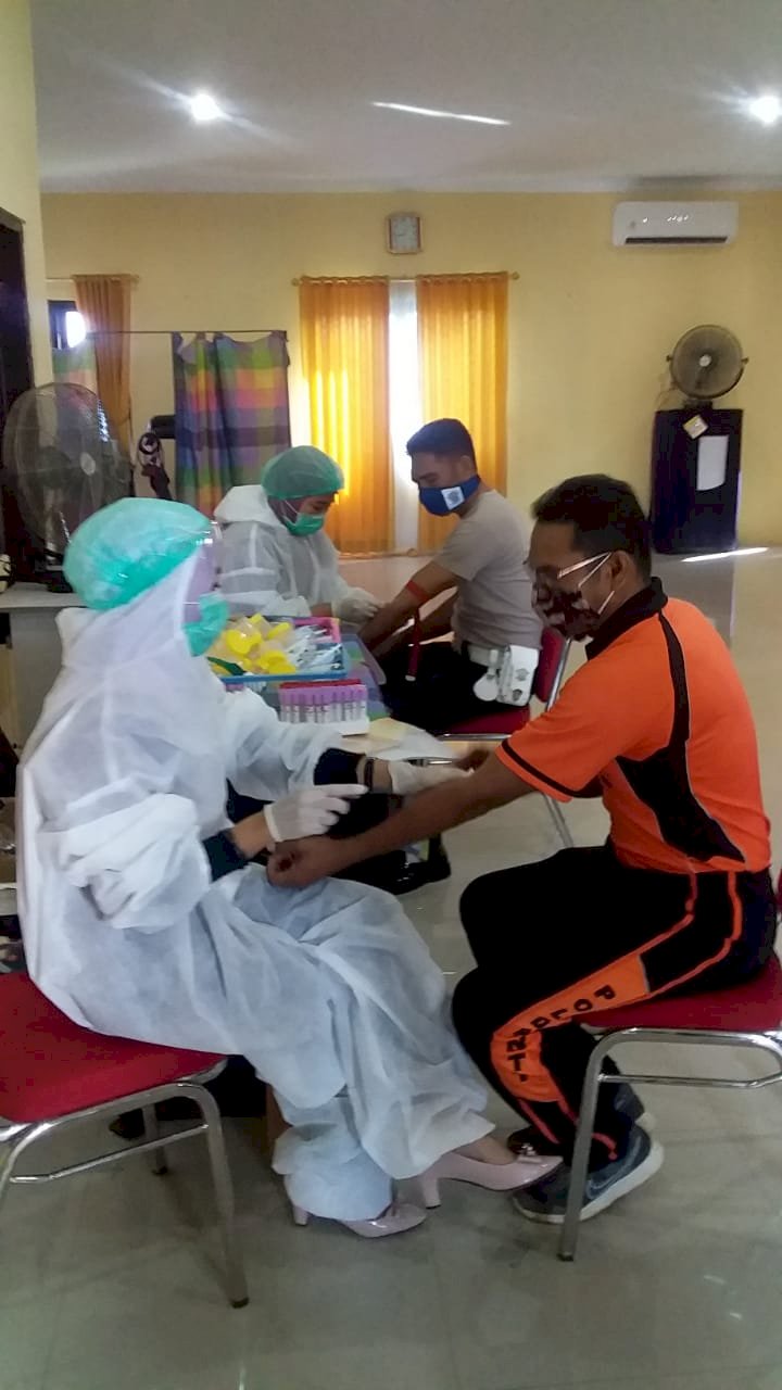 Cegah covid- 19, seluruh anggota Polres Kupang di periksa