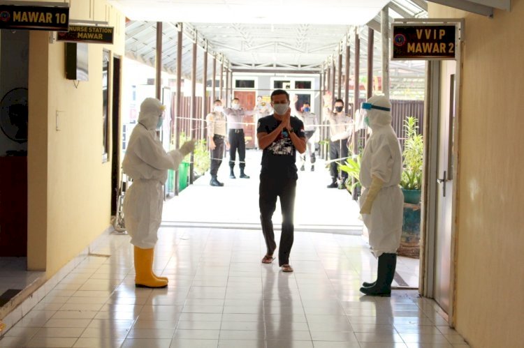 Satu pasien covid- 19 berhasil sembuh setelah di rawat di Rumah Sakit Bhayangkara Kupang