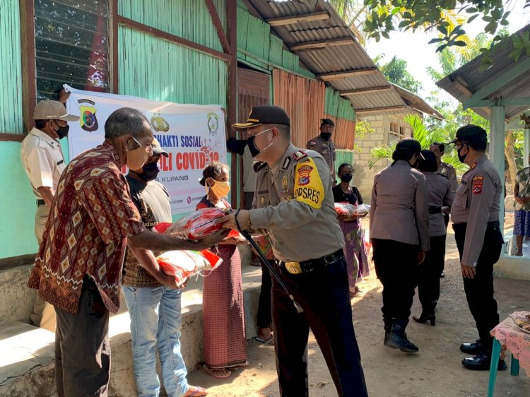 Kapolres Kupang, Berbagi Kasih Ditengah Covid-19 Dirumah Ibadah dan Panti Asuhan