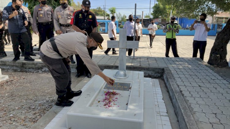 Bangsa Yang Besar Adalah  Bangsa Yang Menghargai  Jasa Para Pahlawan