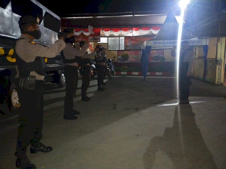 Patroli Samapta Polres Kupang Sosialisasikan Adaptasi Kebiasaan Baru