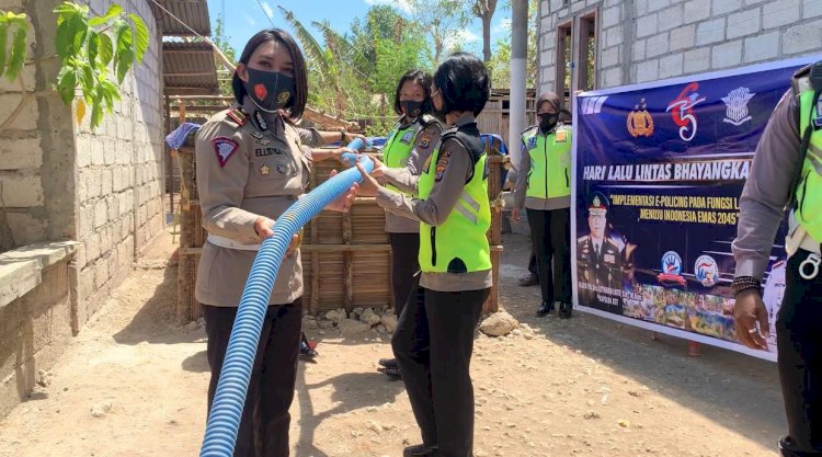 Satlantas Polres Kupang bantu 45.000 liter air bersih untuk warga