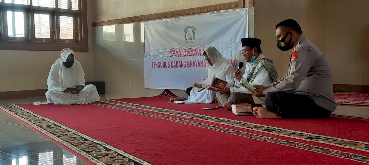 Wujud Rasa Syukur  Bhayangkari Cabang Kupang Gelar Doa Bersama