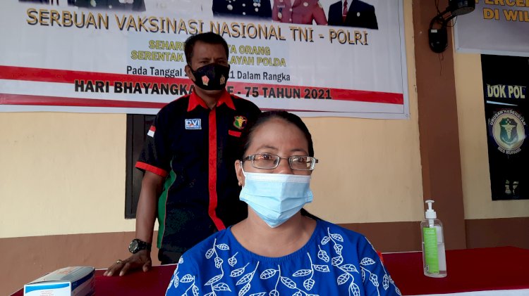 WOW ... Aiptu Elias Rilis Data Vaksinasi Polres Kupang Tembus di Angka 2420  Orang