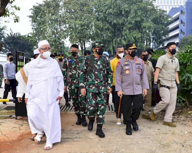 Ditarget 4.500 Orang, TNI-Polri Gelar Vaksinasi Massal Bareng Islam Rabithah Alawiyah di Cibis Park