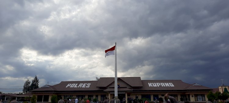 Di Masa Pandemi Covid-19, Polres Kupang Giatkan Pelayanan SKCK Mobile