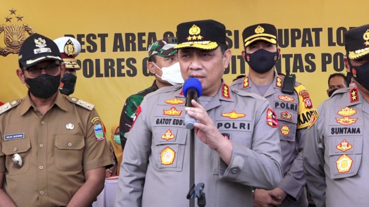 Tinjau Pos Pam, Polri Paparkan Upaya Wujudkan Mudik Aman dan Sehat