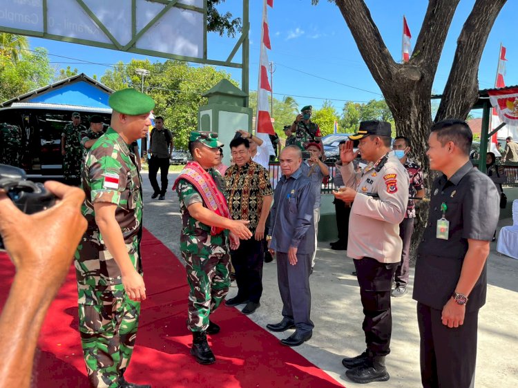 Kapolres Kupang Sambut Kedatangan Kepala staf TNI-AD Jenderal TNI Dudung Abdurrahman S.E.,M.M.
