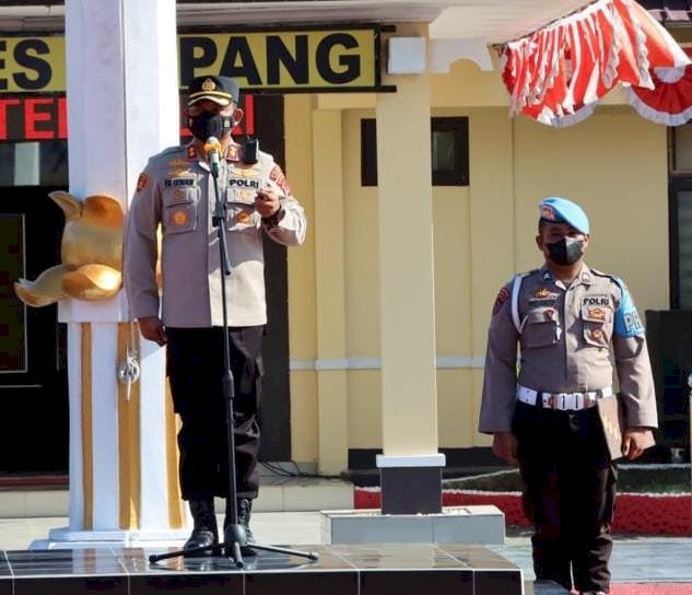 Pimpin Apel Jam Pimpinan, Kapolres Kupang : Sayangi Diri dan Keluarga, Jadilah Pelopor Keselamatan Berlalu lintas !