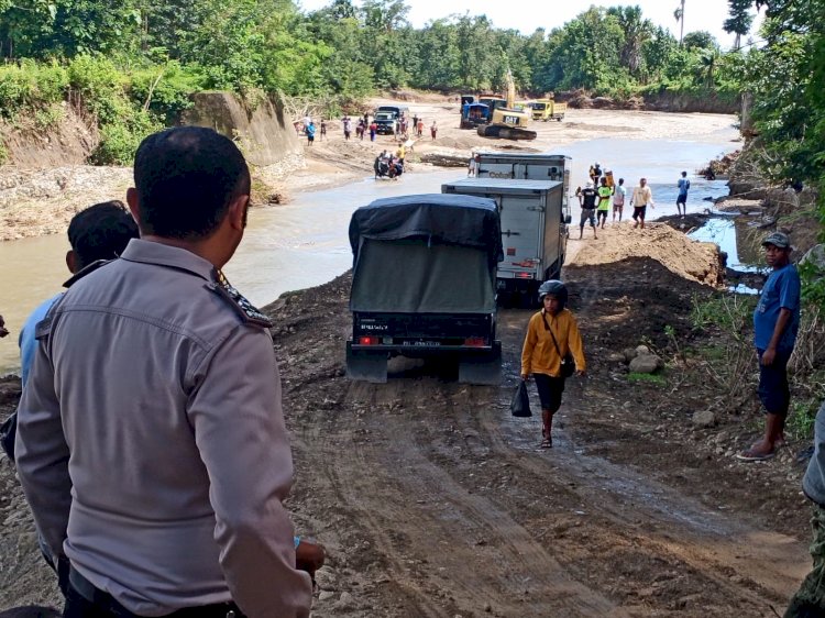 Jembatan Bipolo Nyaris Ambruk, Arus Lalin Dialihkan ke Jalur Alternatif