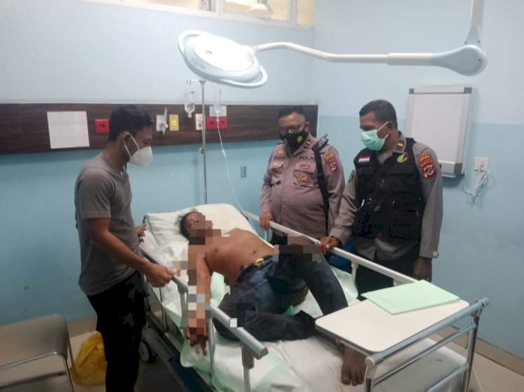 Anggota Polsek Amarasi Terluka Parah Dibacok Sahabat Karibnya Sendiri