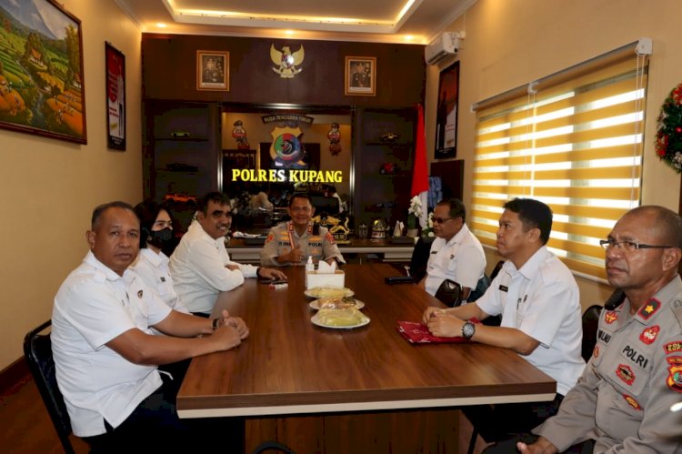 Kapolres Kupang Terima Tim Audit Kinerja Itwasda Polda NTT di Mako Polres Kupang