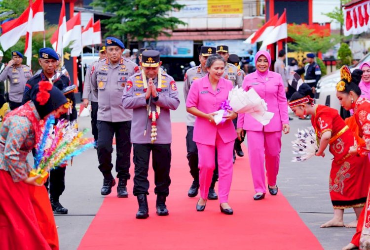 Kapolri Resmikan Pembangunan Asrama Brimob Polda Kalimantan Barat