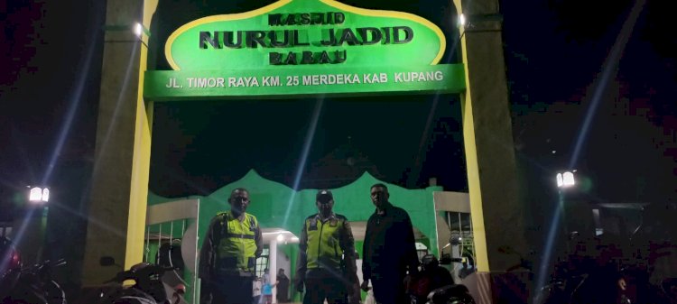 Sholat Tarawih Perdana di Kabupaten Kupang Berlangsung Aman dan Lancar