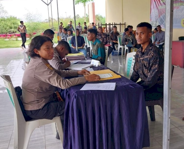 Bag SDM Polres Kupang Buka Pelayanan Pendaftaran Calon Anggota Polri dihari Libur