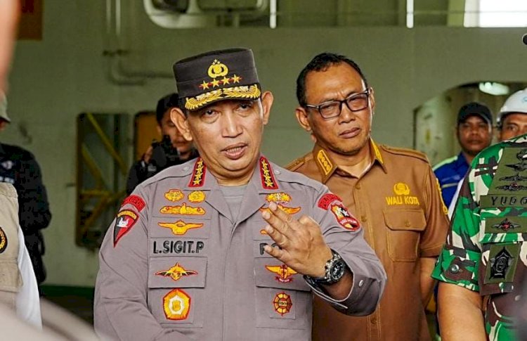 Tinjau Pelabuhan Merak, Kapolri Pastikan Siapkan Upaya Wujudkan Mudik Aman untuk Masyarakat