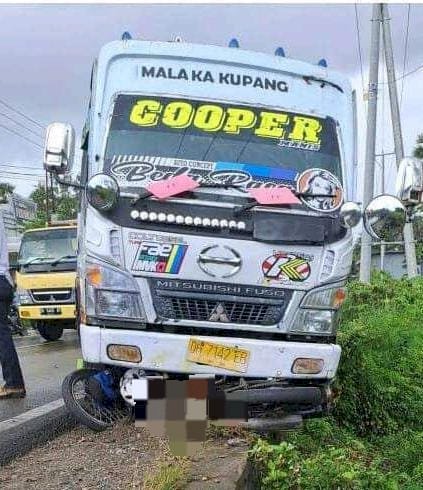 Tragis ! Seorang Pengendara Sepeda Motor Tewas Tertabrak Bus