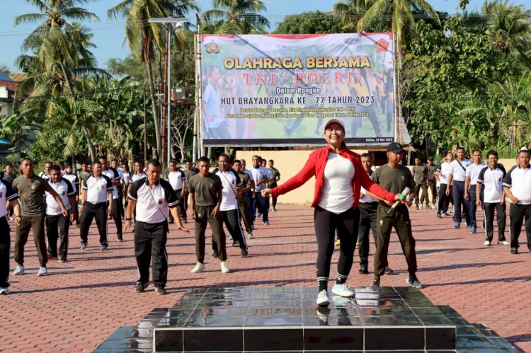 Gelar Olahraga Bersama TNI Polres Kupang Bangun Kondusifitas Kamdagri Mengawal Pemilu 2024