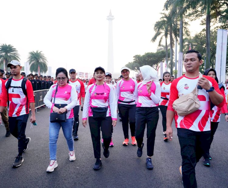 Fun Walk dengan Lintas Elemen, Kapolri Gaungkan Jaga Persatuan-Kesatuan Bangsa