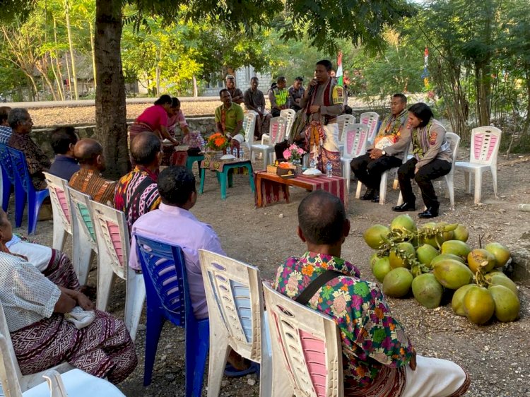 Kapolres Kupang Gelar Jumat Curhat di Lokasi Sumur Bor Bantuan Kapolri