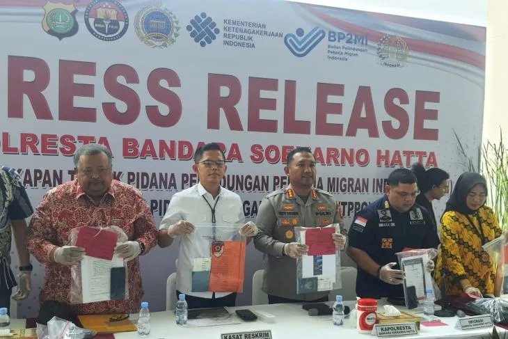 Polisi Kembali Menangkap 17 Pelaku TPPO di Bandara Soetta