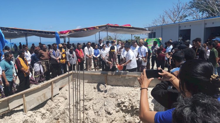 Dukung Perekonomian di NTT, Kapolres Kupang Turut Hadir Dalam Peletakan Batu Pertama Pembangunan Pabrik Rumput Laut