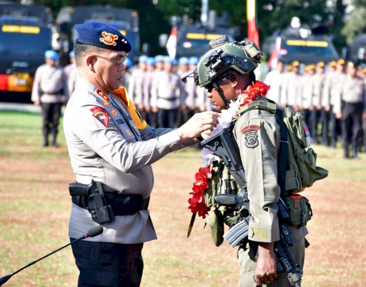 Kapolda NTT Pimpin Upacara Penyambutan 104 Anggota Brimob Polda NTT Pasca Operasi Damai Cartenz di Papua