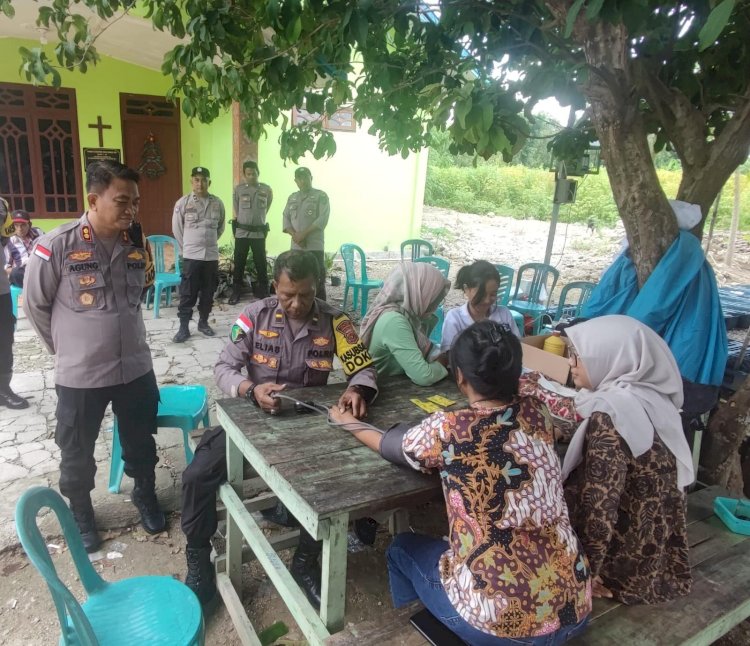 Melihat Cara Unik Polres Kupang Beri Layanan Kesehatan Gratis Manfaatkan Momen Pleno KPUD Kabupaten Kupang