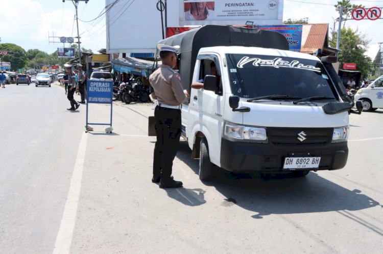 Gelaran Operasi Keselamatan Hari Pertama  Polres Kupang Berhasil Jaring Puluhan Pelanggar