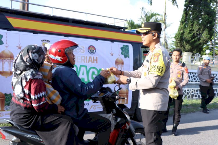 4 Jenderal Polri Kompak Bareng Polwan dan Wartawan Sebar Kebaikan di Bulan Ramadan