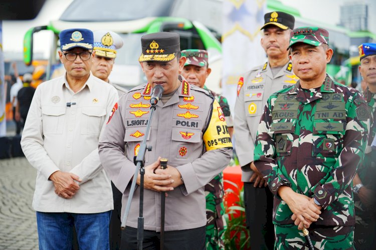 Tindaklanjuti Arahan Presiden, Kapolri Lepas Mudik Gratis Polri Presisi