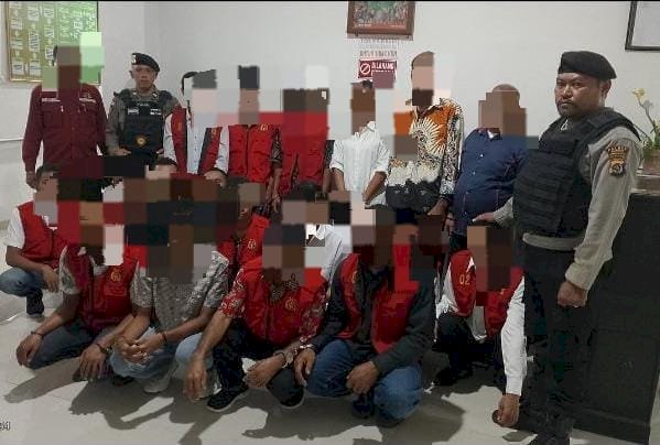 Polres Kupang Kawal Pemindahan 18 Tahanan dari PN Oelamasi ke Rutan Kupang dengan Aman