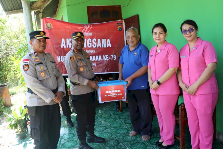 Semarak Hari Bhayangkara ke-79 Kapolres Kupang dan Bhayangkari Sambangi Purnawirawan Polri, Jalin Silaturahmi dan Hormati Jasa Pengabdian