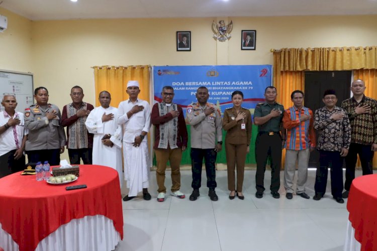 Jelang Hari Bhayangkara ke-79, Polres Kupang Gelar Doa Lintas Agama Bersama Wakil Bupati dan Tokoh Agama