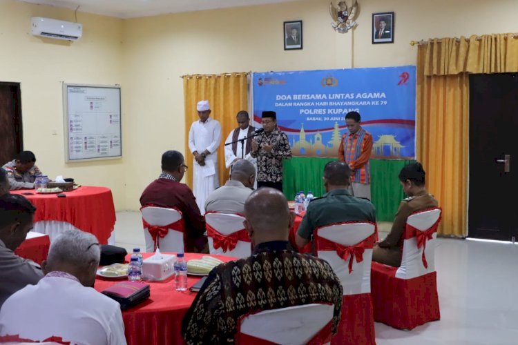 Wakil Bupati Kupang Hadiri Doa Lintas Agama Bersama Polres Kupang: Wujud Harmoni Sambut Hari Bhayangkara ke-79