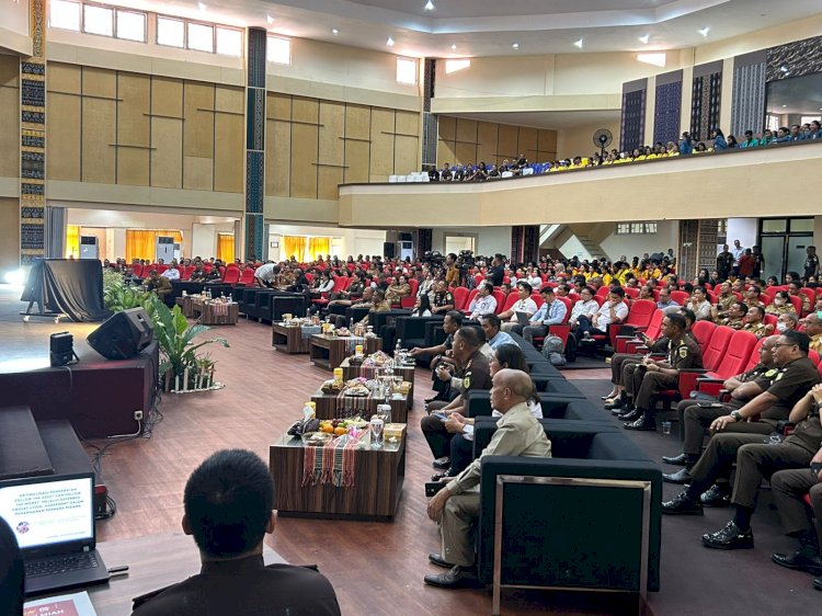 Wakapolres Kupang Hadiri Seminar Ilmiah Peringati Hari Lahir Kejaksaan RI ke-80