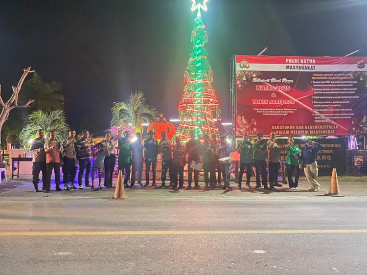 Pohon Natal Polres Kupang Nomor Urut 14 Hadirkan Pesan Iman, Harmoni Alam, dan Kebersamaan