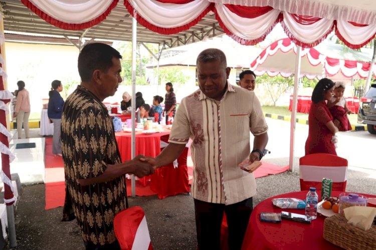 Kapolres Kupang Gelar Open House Natal 2025 Bersama Personel Polres, Rangkul Warga dalam Kasih dan Kebersamaan