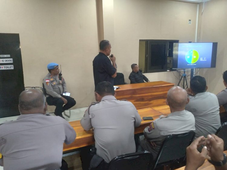 Bidpropam Polda NTT Gelar Penegakan Etika Profesi dan Sosialisasi Perpol Nomor 7 Tahun 2022 di Polres Kupang