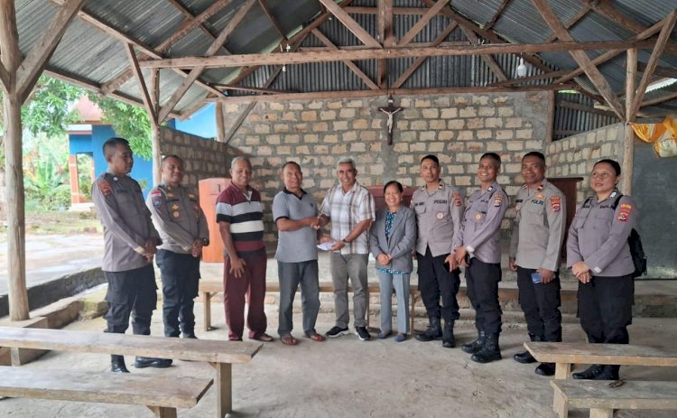 Komunitas Oikumene Polres Kupang Sambangi Stasi St. Yohanes Pemandi Bakait  Serahkan Bantuan Pembangunan  Gereja