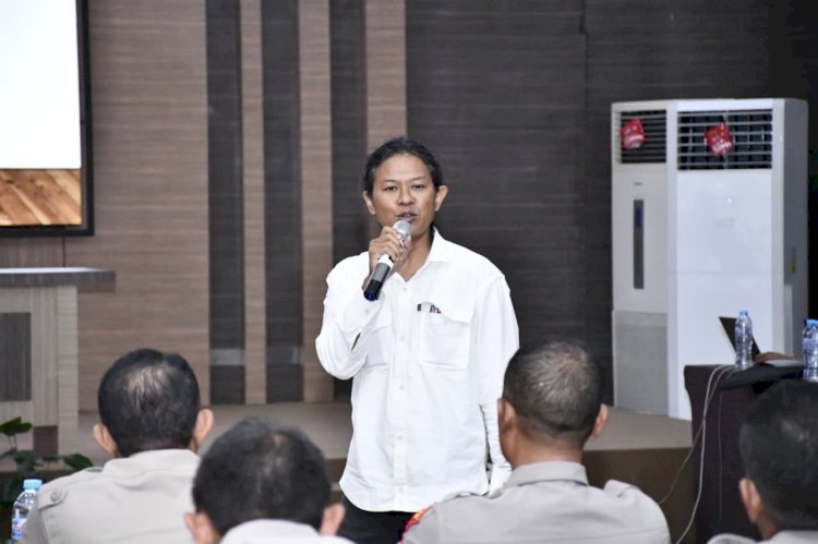 Tim Ahli Media Sosial PT Ethos Kreatif Indonesia Beberkan Strategi Menjemput Algoritma Digital di Rakernis Humas Polda NTT 2026