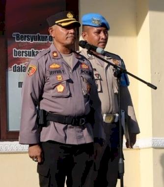 Pimpin Apel Jam Pimpinan, Wakapolres Kupang Ajak Personelnya Jadi Polisi Yang dicintai Masyarakat