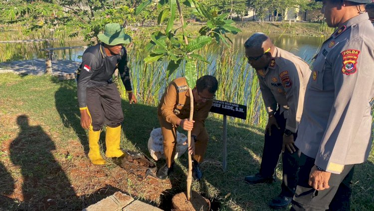 Bupati dan Wakil Bupati Kupang Kunjungi Ekowisata Tantya Sudirajati Polres Kupang, Tanam Pohon hingga Latihan Menembak