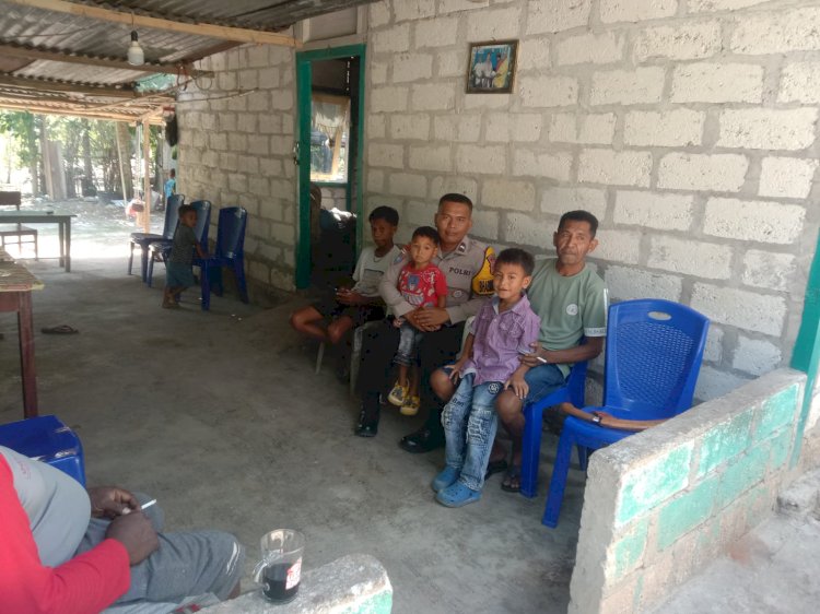 Bhabinkamtibmas Oelomin Intensifkan Sambang, Ingatkan Warga Cegah Kekerasan terhadap Anak dan Perempuan