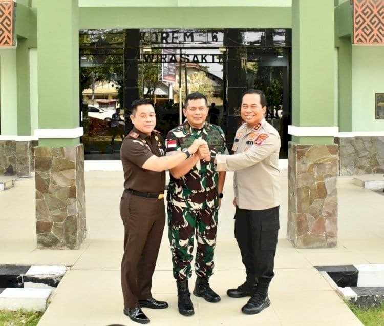 Perkuat Sinergi Tiga Pilar Penegak Hukum, Kapolda NTT Gelar Silaturahmi dengan Danrem 161/Wirasakti dan Kajati NTT
